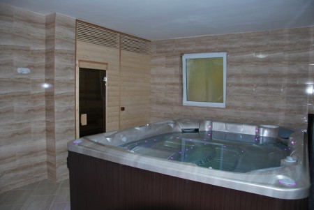 Jacuzzi